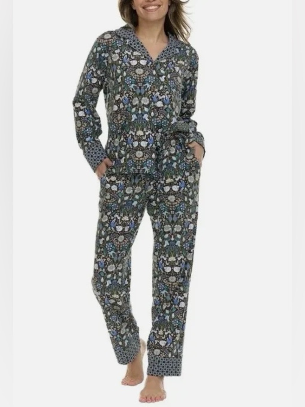 Vera Bradley women's notch collar pajama set in the Enchanted Woodland pattern